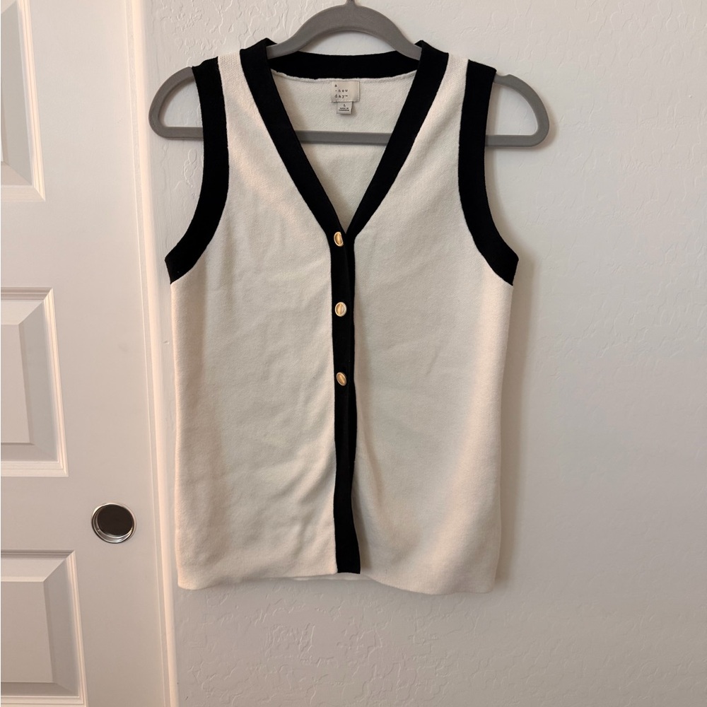 a new day Black and White Sleeveless Blouse